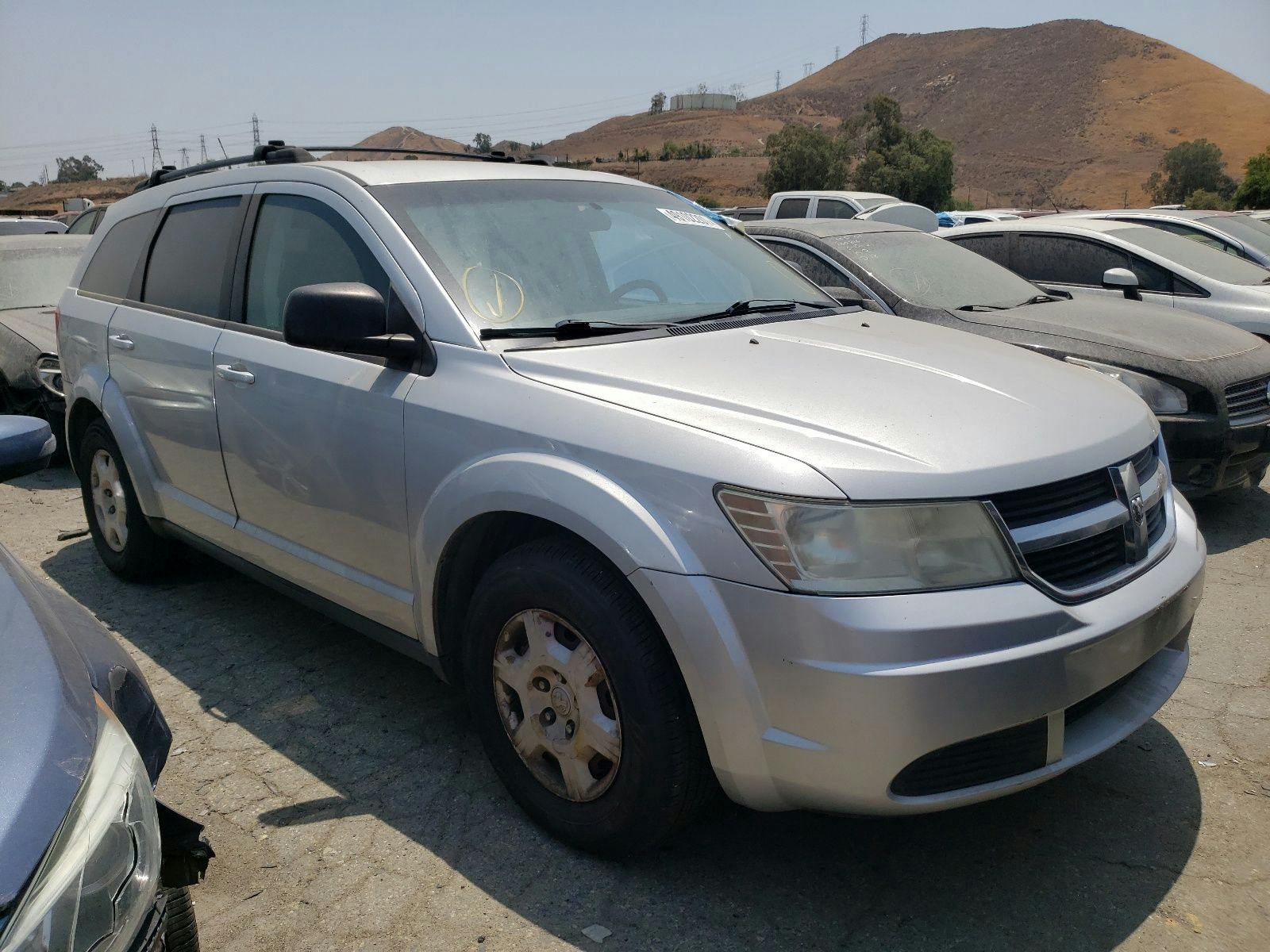 main view of 3D4PG4FB8AT198800 Dodge Journey 2010