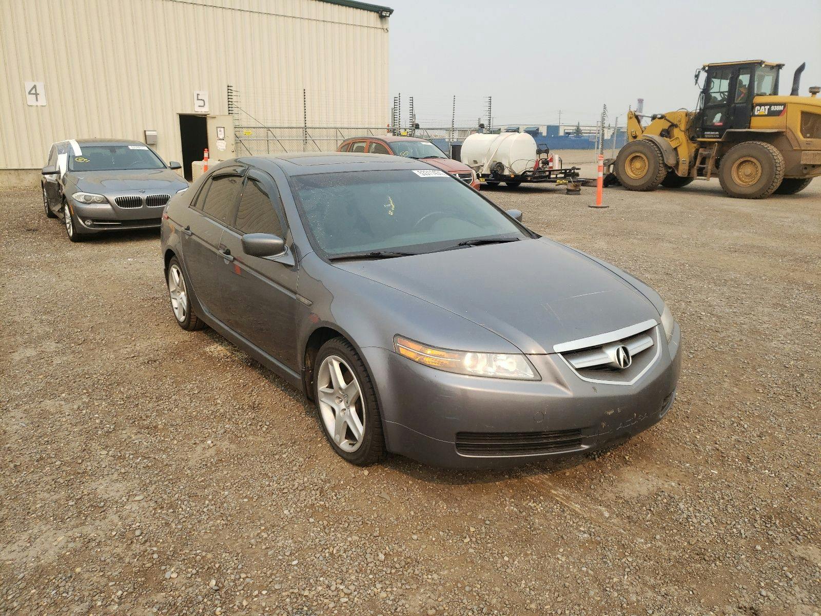 main view of 19UUA66215A801467 Acura 2005