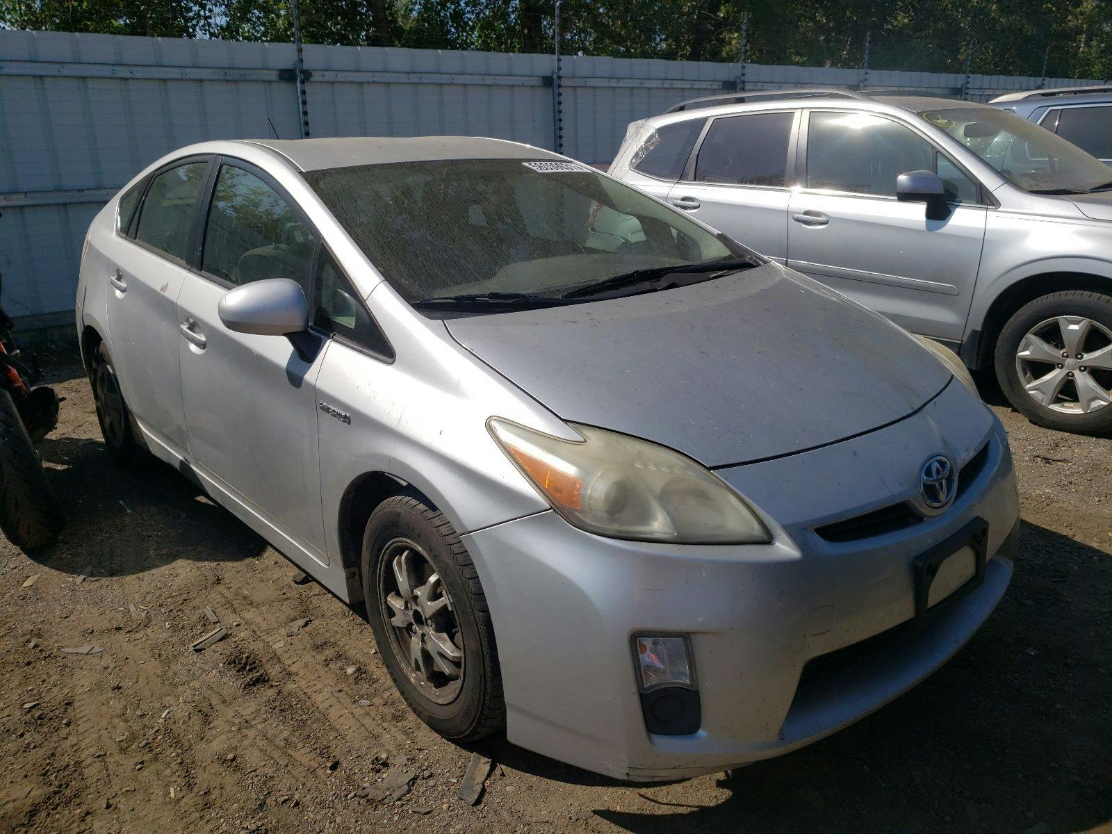 main view of JTDKN3DU8A0208427 Toyota Prius 2010