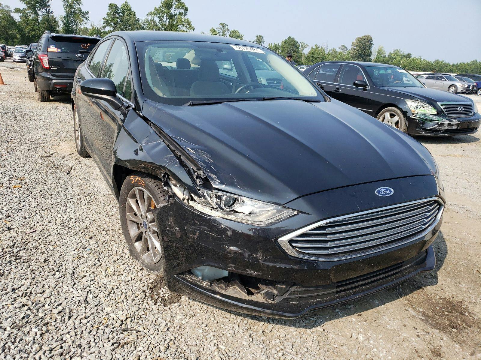 main view of 3FA6P0H76HR391695 Ford Fusion 2017