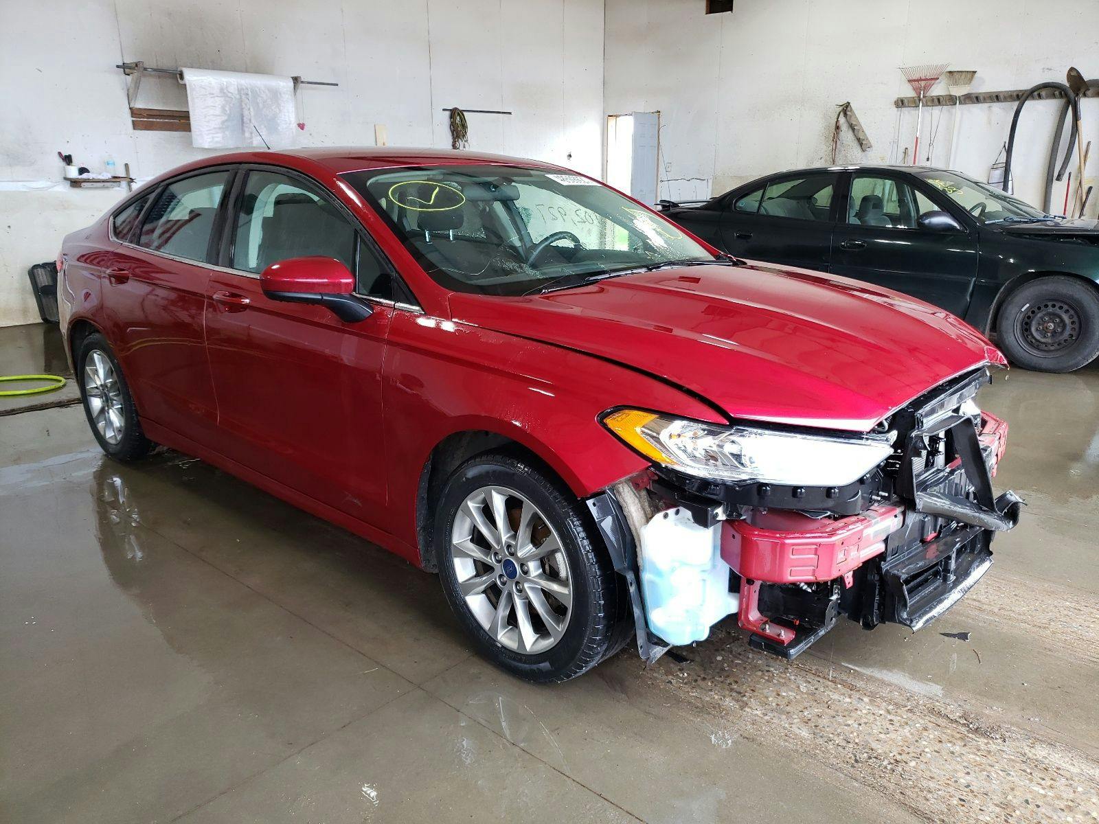 main view of 3FA6P0H72HR341618 Ford Fusion 2017
