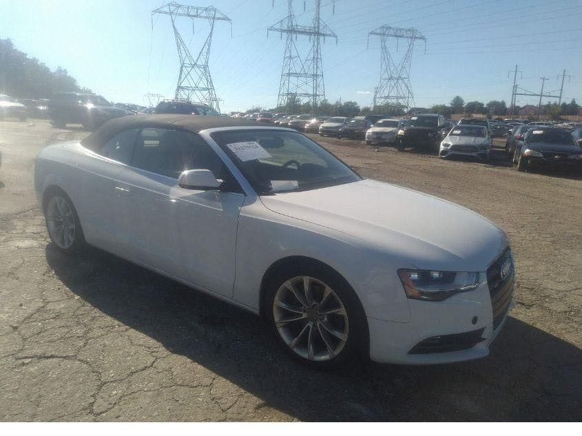 main view of WAUCFAFH4DN007652 Audi A5 2013