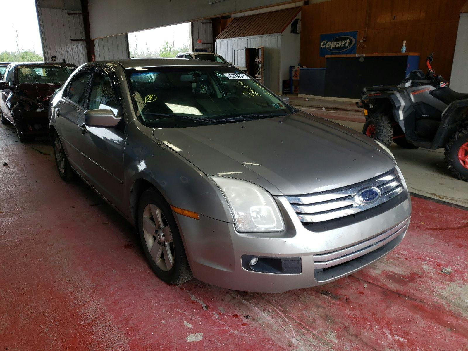 main view of 3FAHP07Z79R187095 Ford Fusion 2009