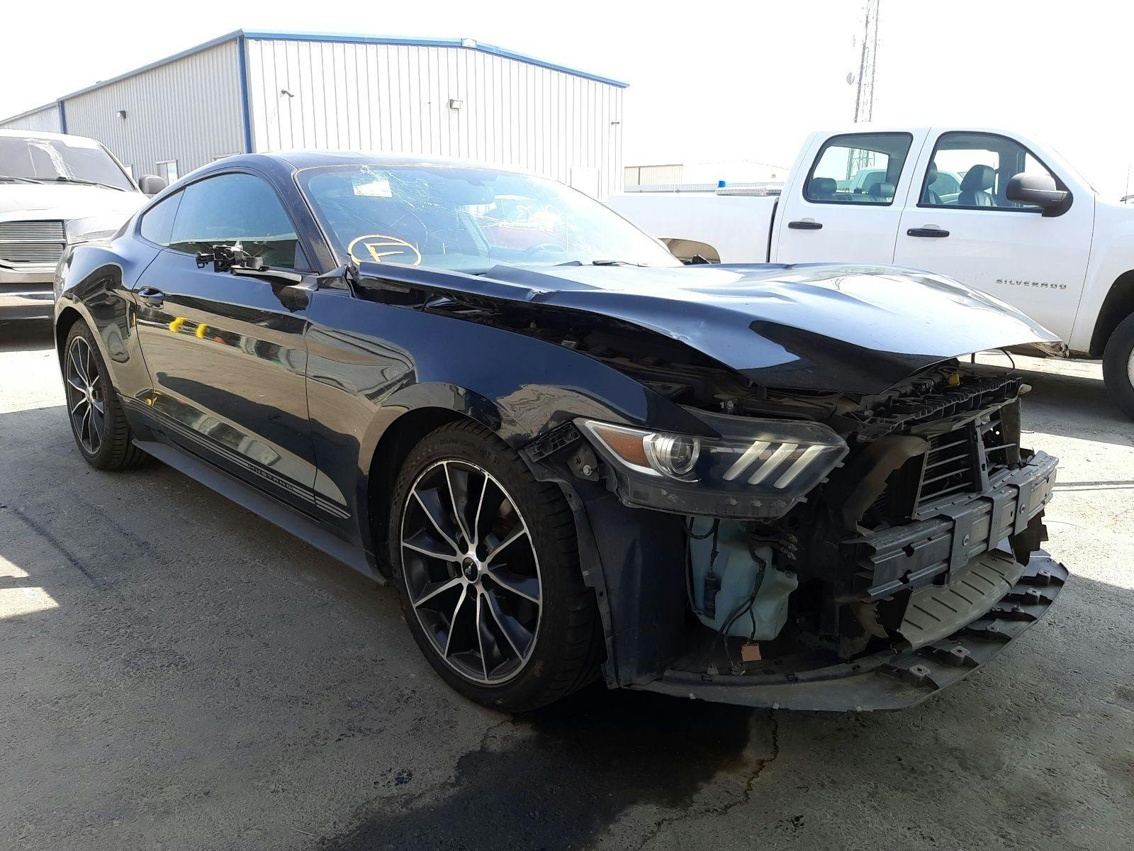 main view of 1FA6P8TH9F5392404 Ford Mustang 2015